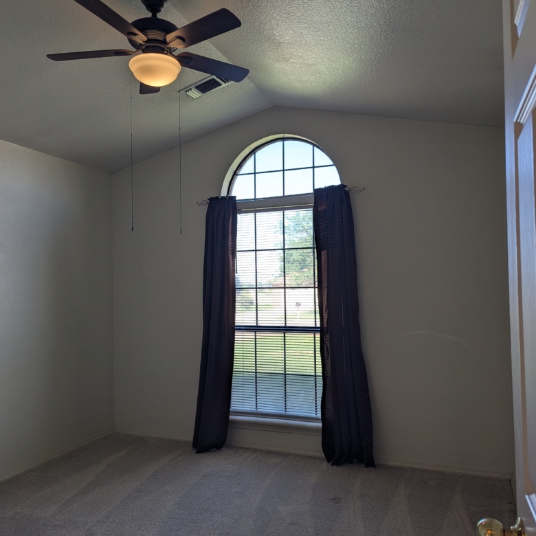 1101 Springfield Ave, Friona, TX 79035
