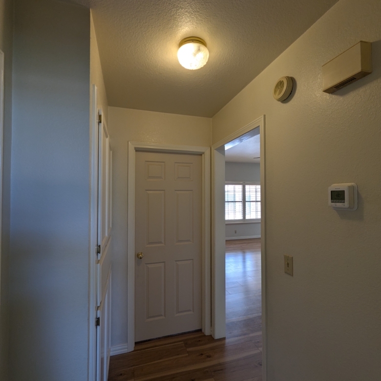 1101 Springfield Ave, Friona, TX 79035