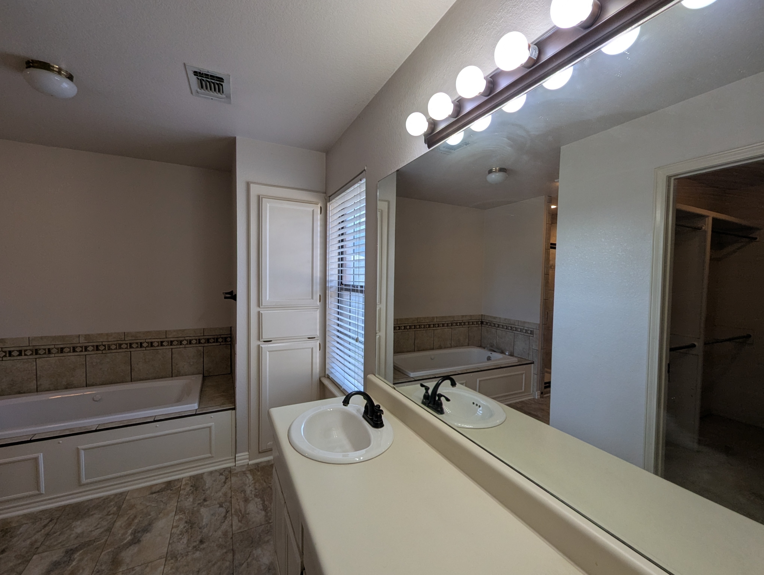 PXL_20260628_224959403 1101 Springfield Ave, Friona, TX 79035
